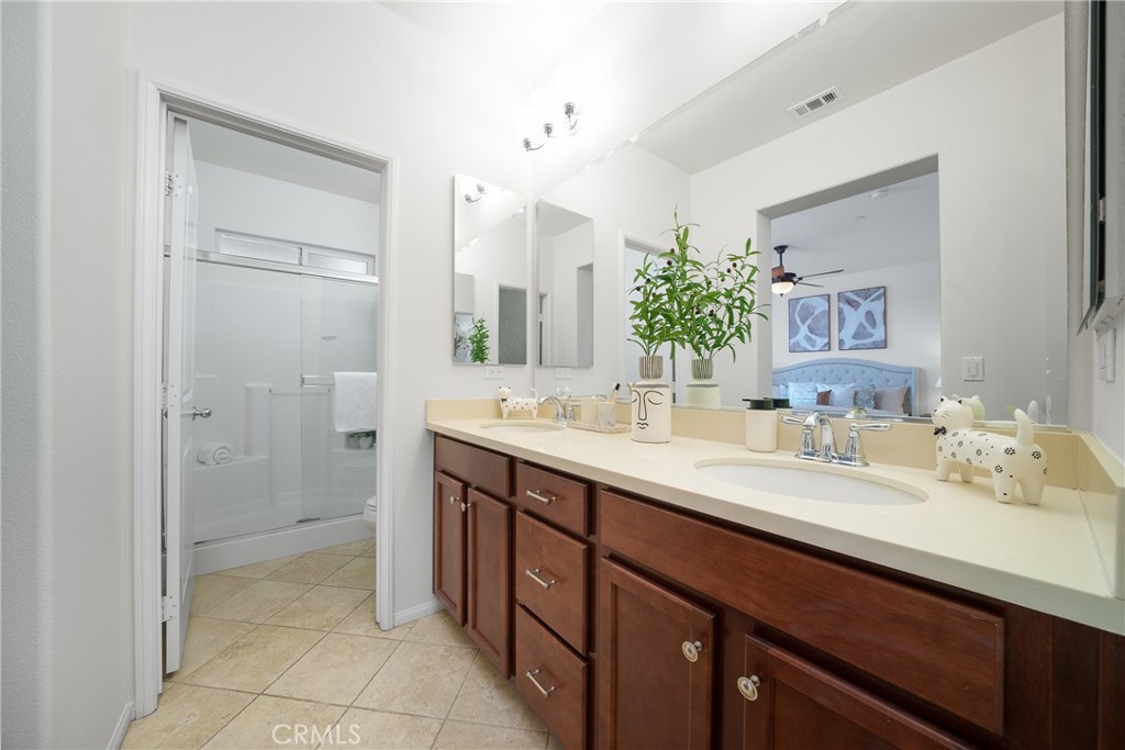 8011 City View Place