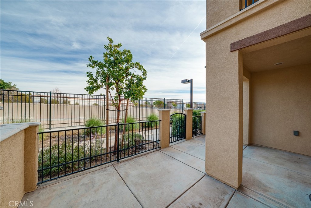 8011 City View Place