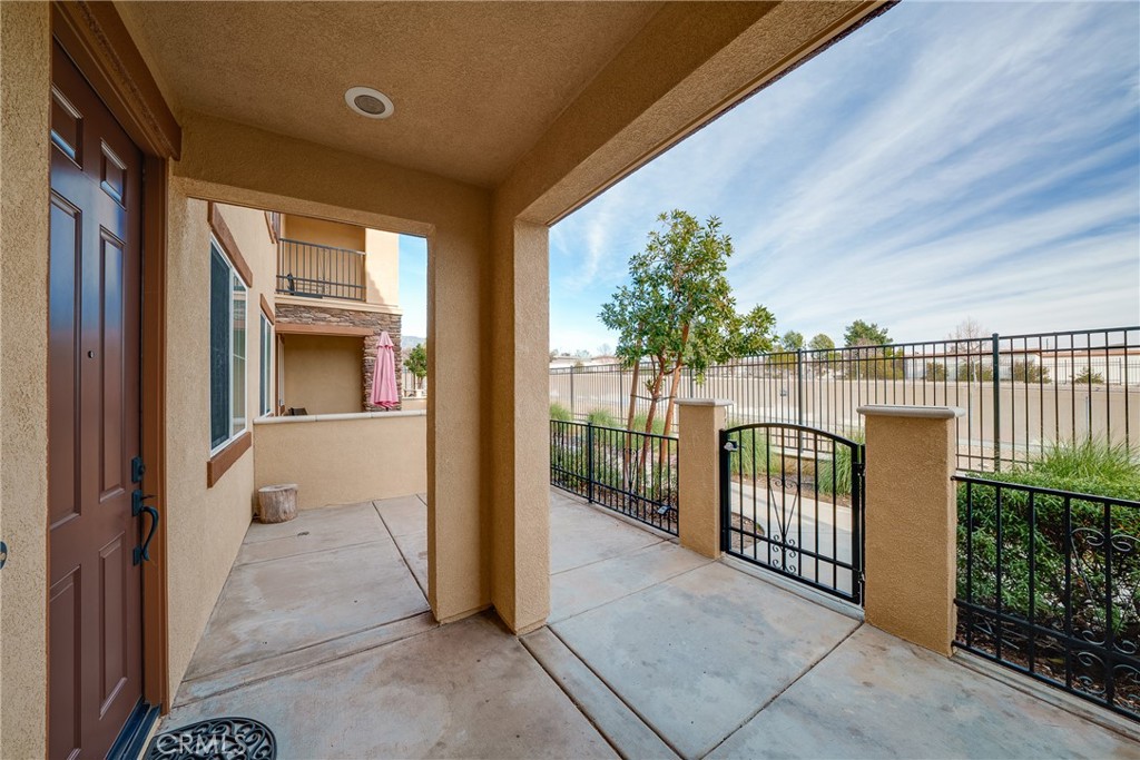 8011 City View Place