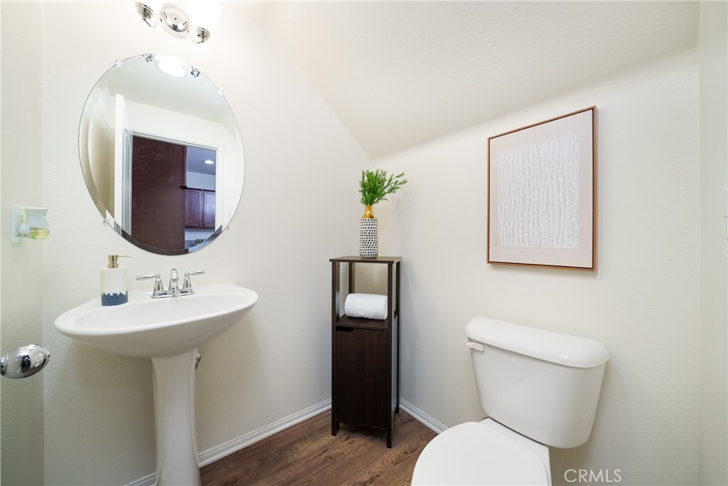 8011 City View Place