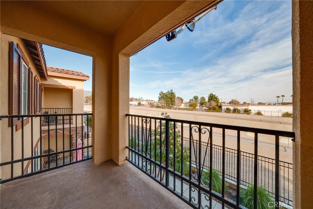 8011 City View Place