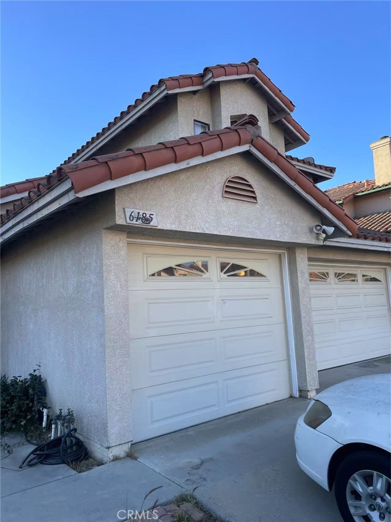 6185 Woodbridge Street