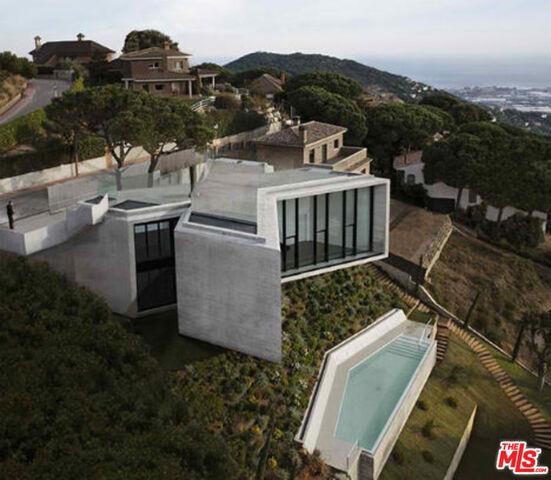 6428 W Rodgerton Drive