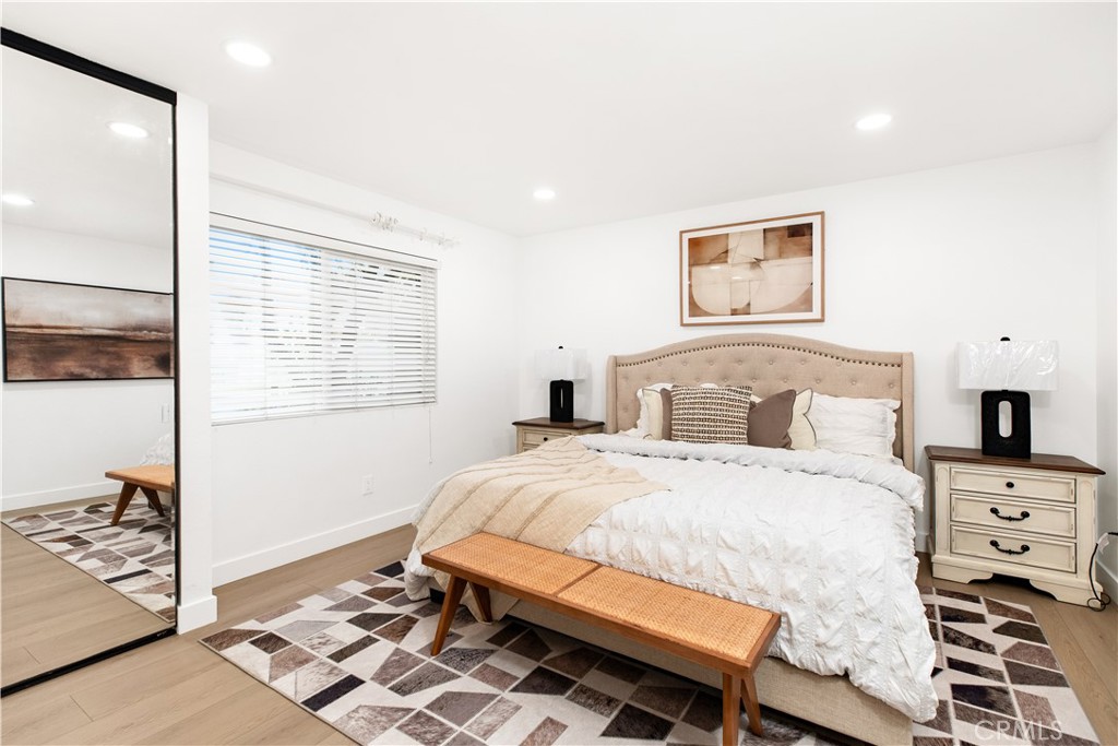 1001 W Macarthur Boulevard 99