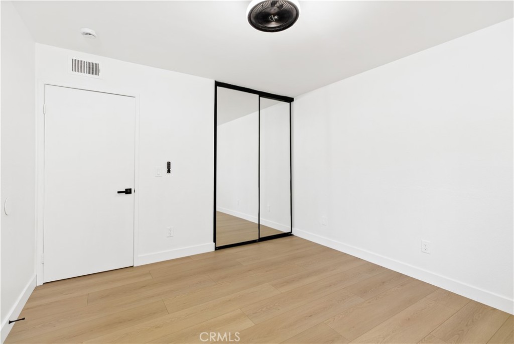 1001 W Macarthur Boulevard 99