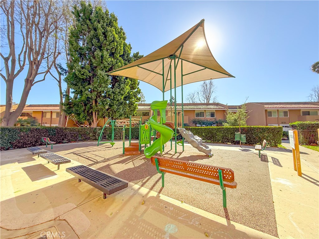 1001 W Macarthur Boulevard 99