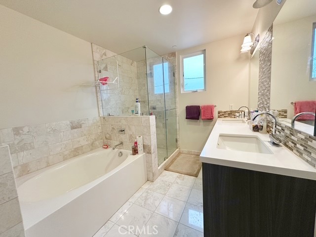 4541 Colfax Avenue 111