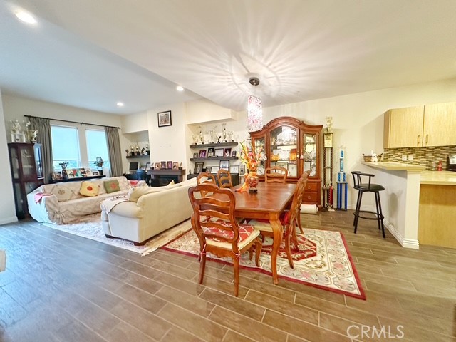 4541 Colfax Avenue 111