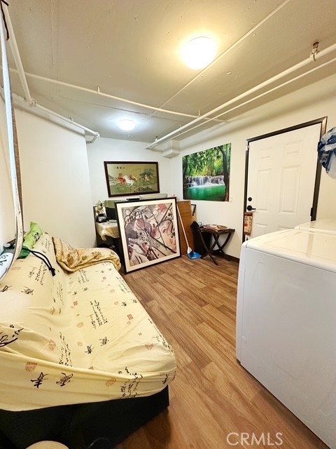 4541 Colfax Avenue 111