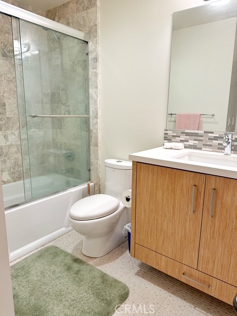 4541 Colfax Avenue 111