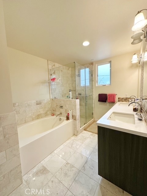 4541 Colfax Avenue 111