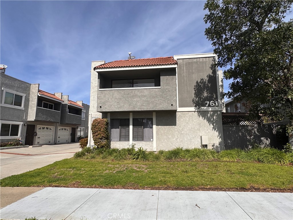 761 Claraday Street 16