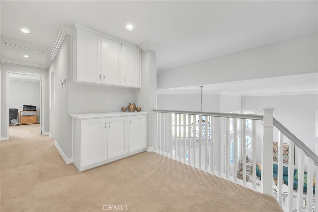 15047 Avenida Compadres