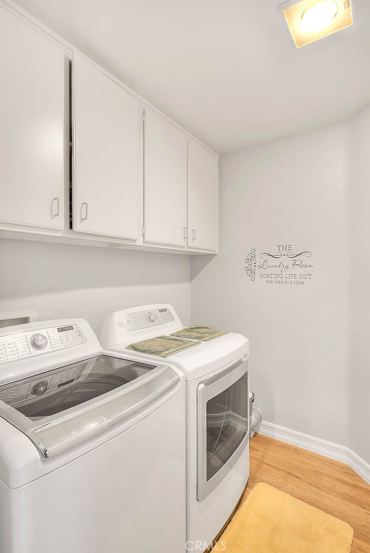 15047 Avenida Compadres