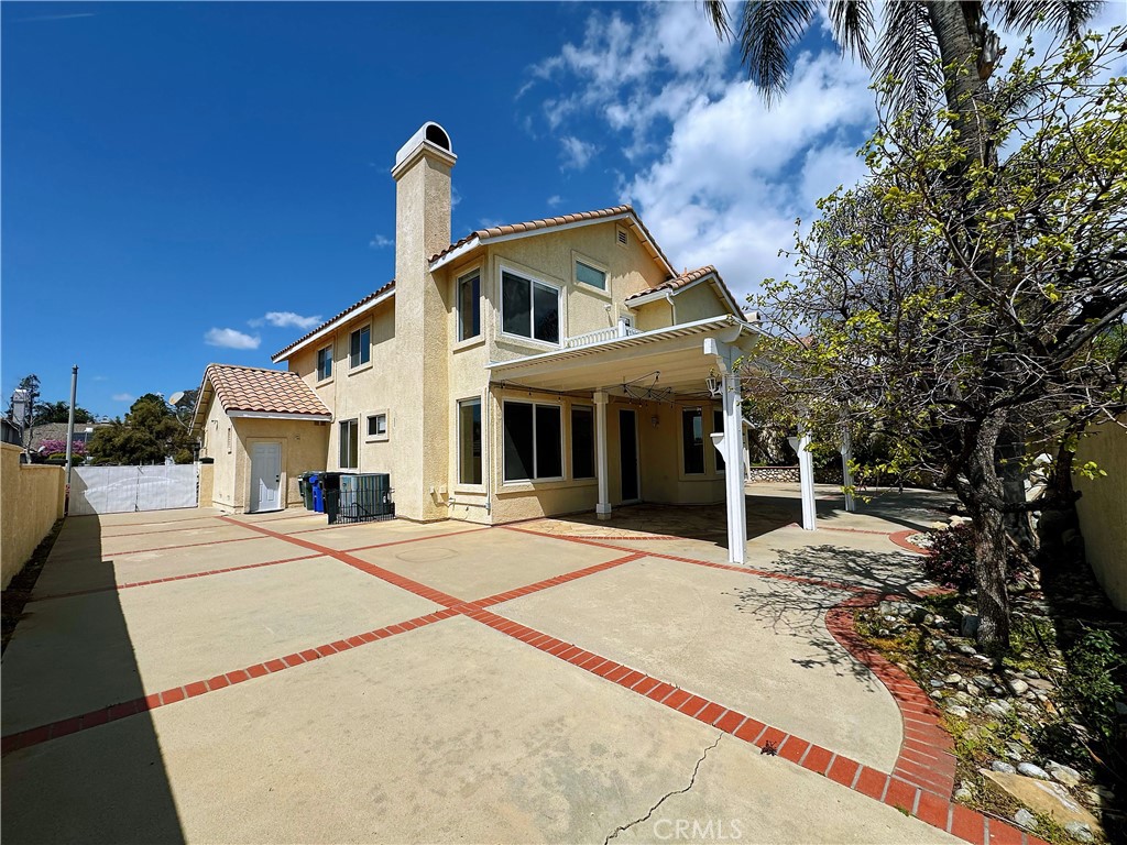 6789 Gilbert Place