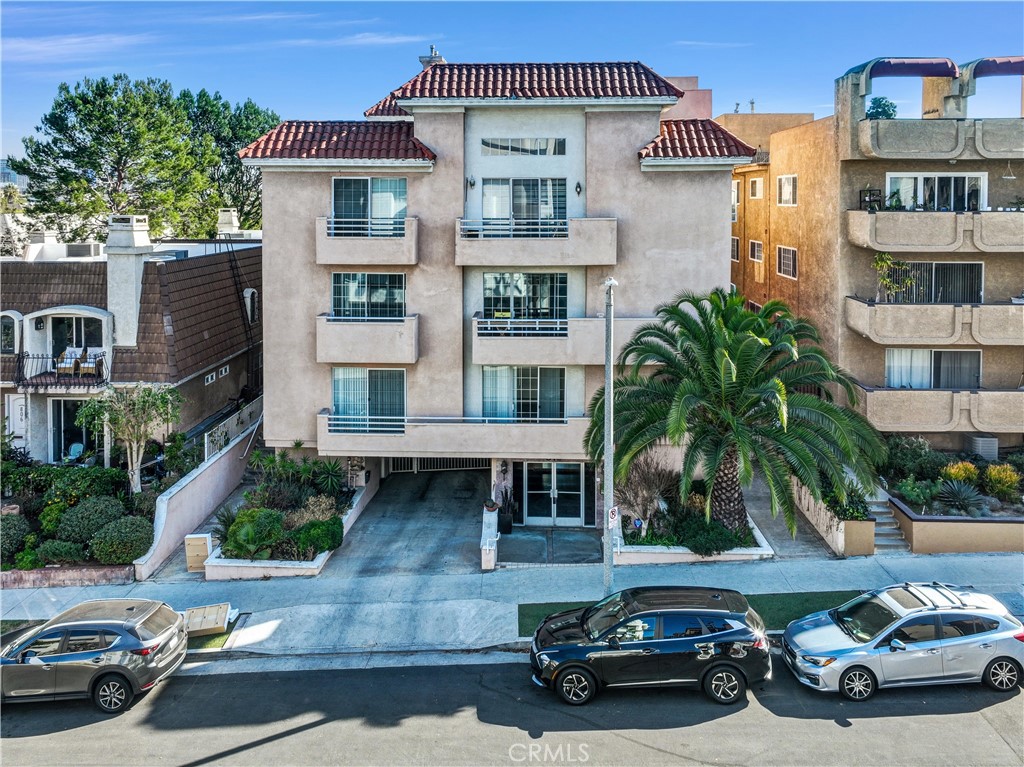 810 S Lucerne Boulevard 101