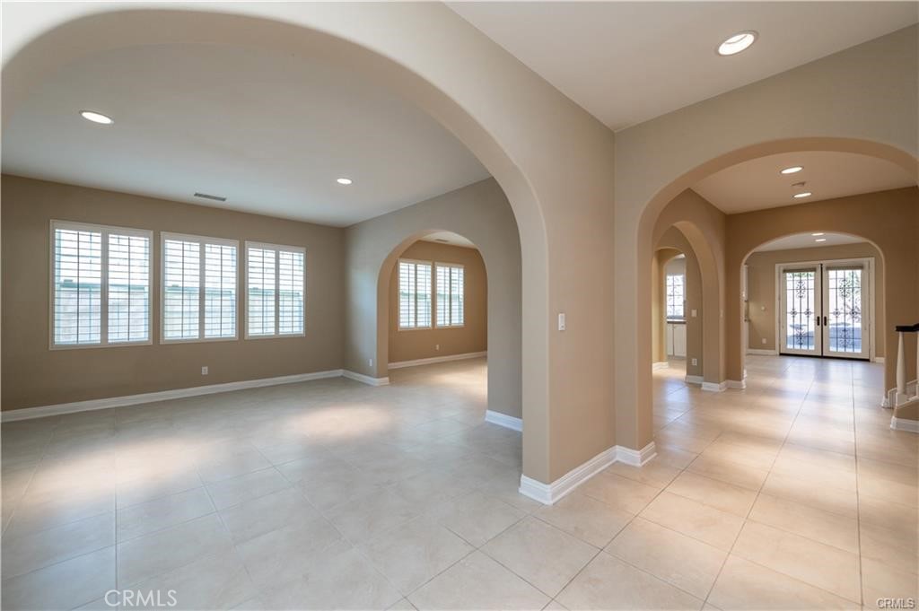 3955 E Callaway Drive