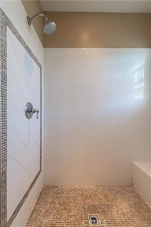 3955 E Callaway Drive