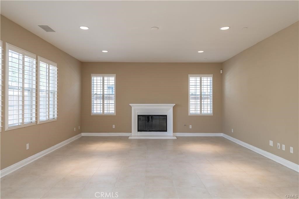 3955 E Callaway Drive