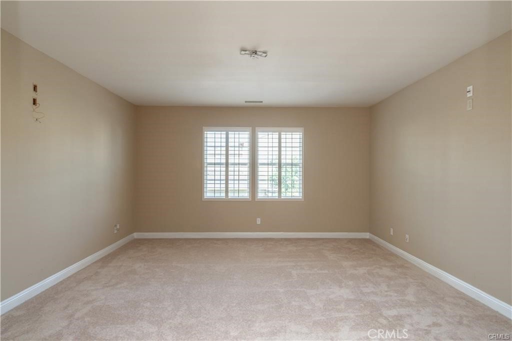 3955 E Callaway Drive