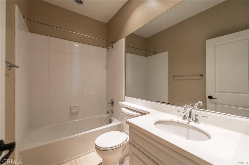 3955 E Callaway Drive