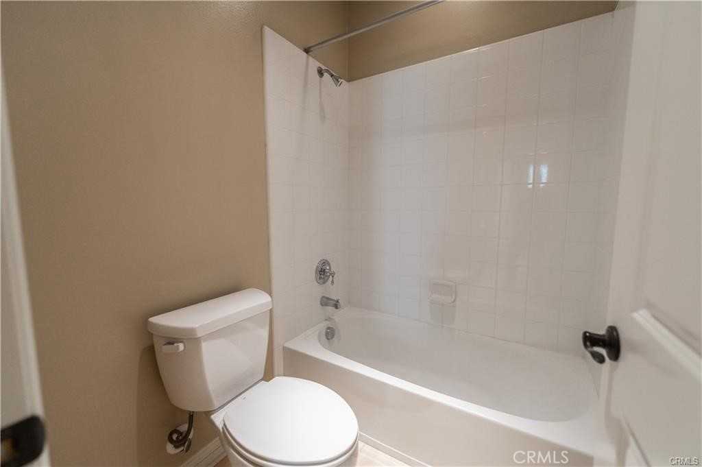 3955 E Callaway Drive