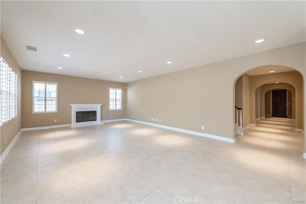 3955 E Callaway Drive