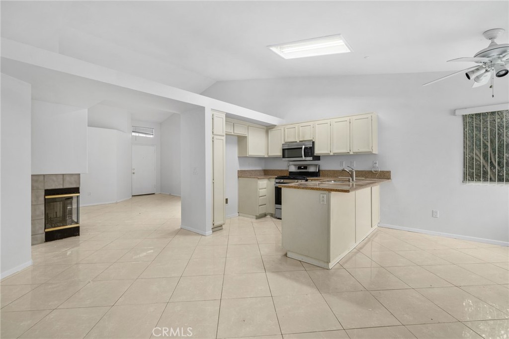 15376 Sandhurst Street