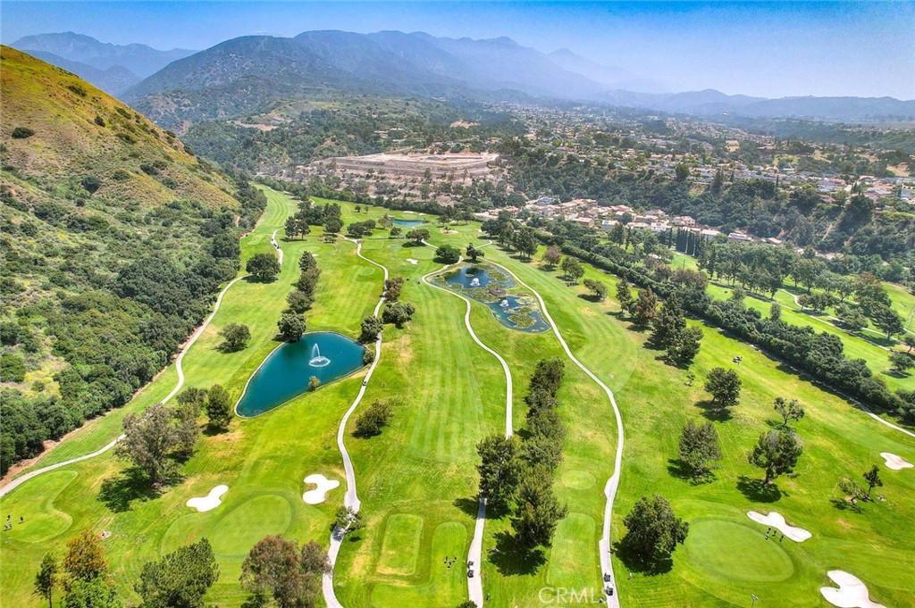 2049 Terrebonne Avenue