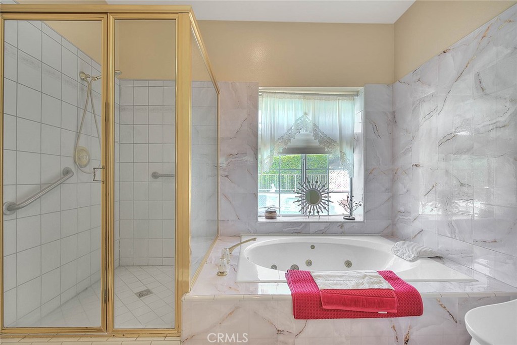 2049 Terrebonne Avenue