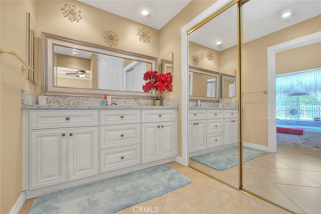 2049 Terrebonne Avenue