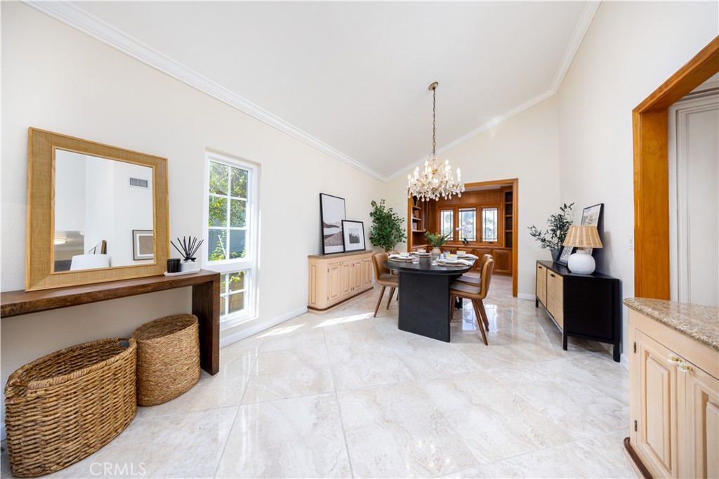 1523 Autumn Hill Road