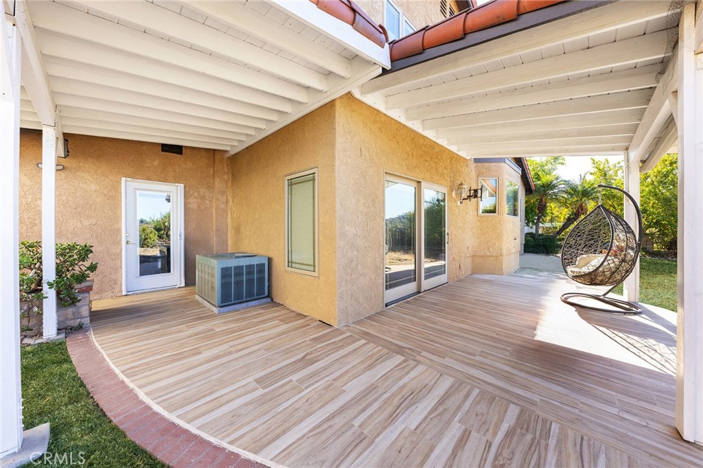 1523 Autumn Hill Road