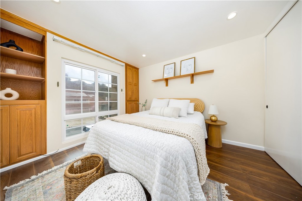 1523 Autumn Hill Road