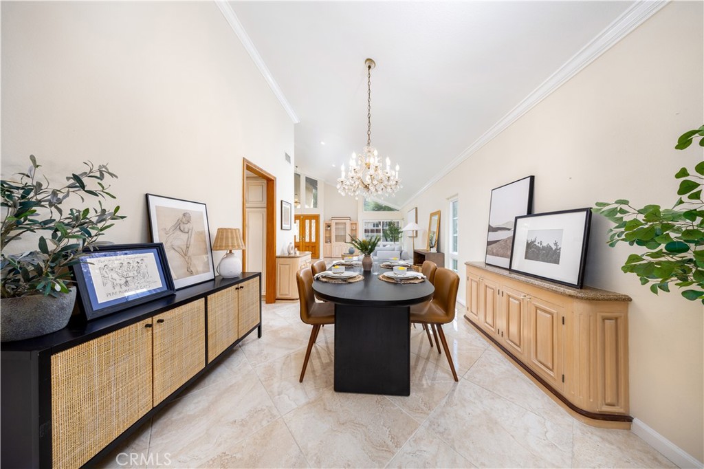 1523 Autumn Hill Road