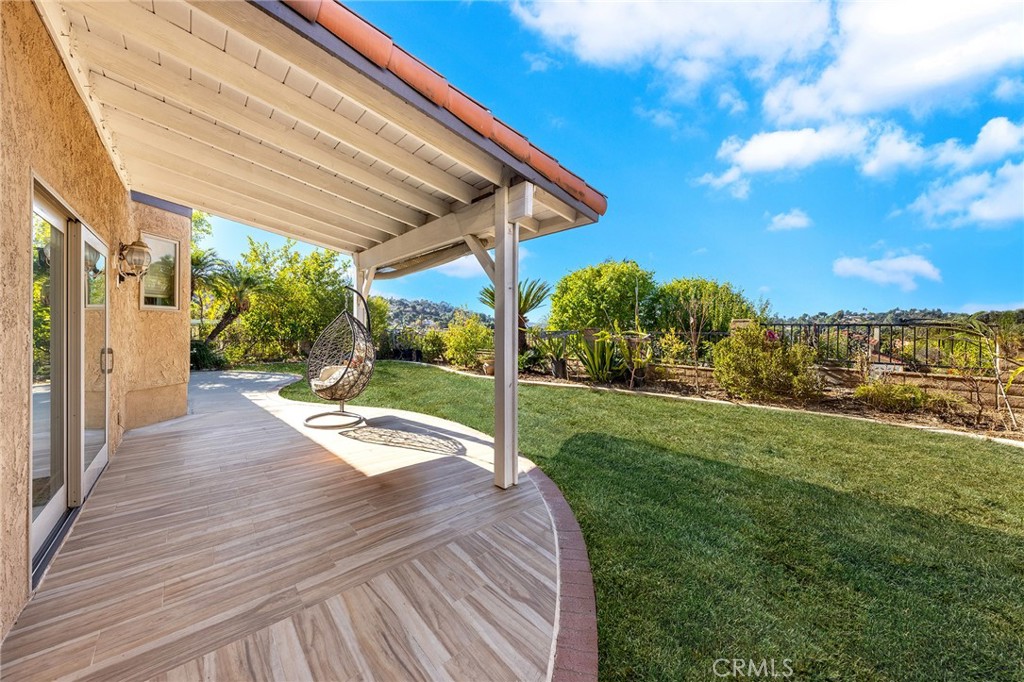 1523 Autumn Hill Road