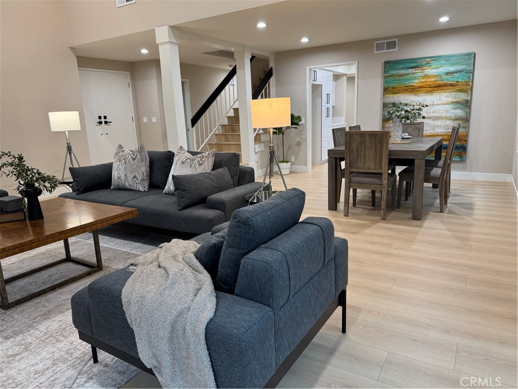 3302 Dolonita Avenue