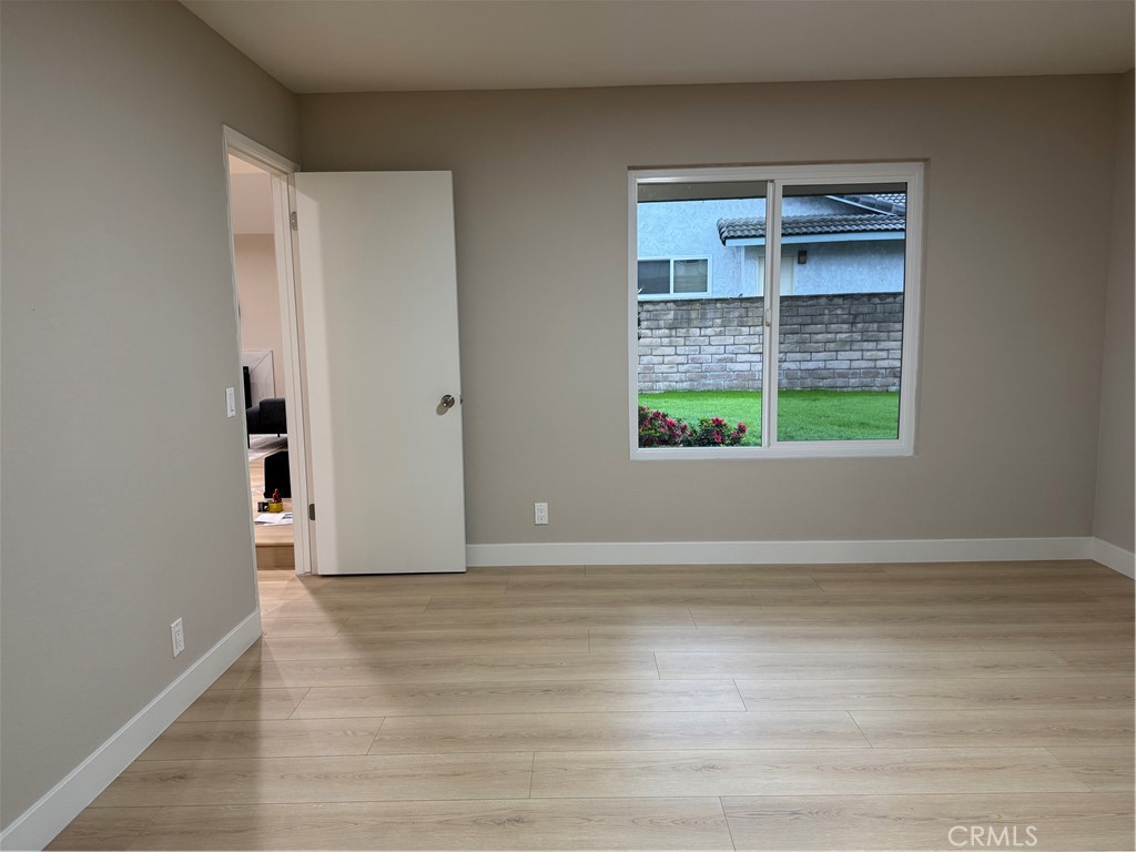 3302 Dolonita Avenue