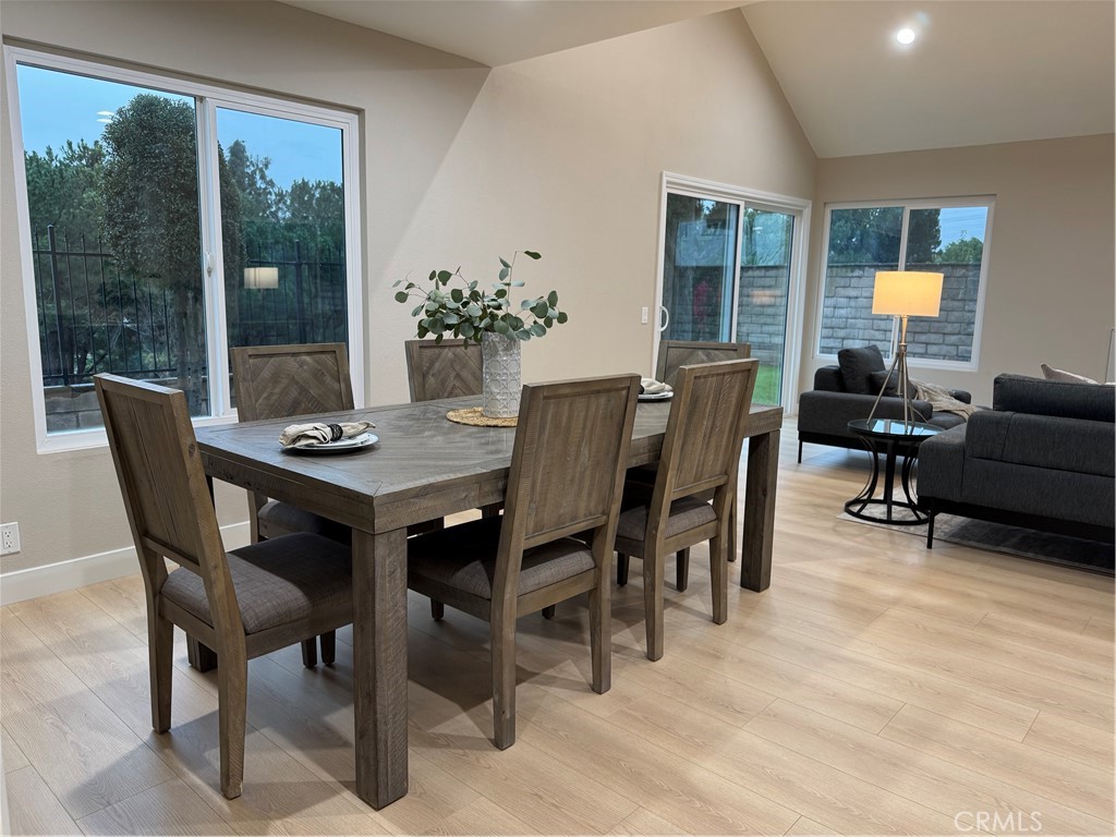 3302 Dolonita Avenue