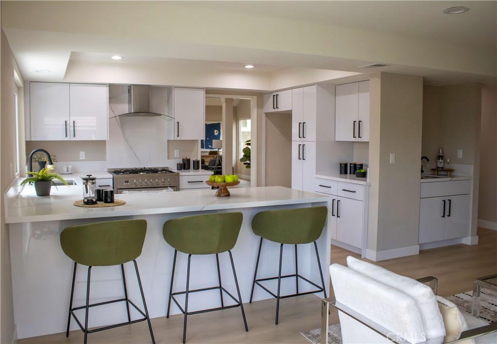 3302 Dolonita Avenue