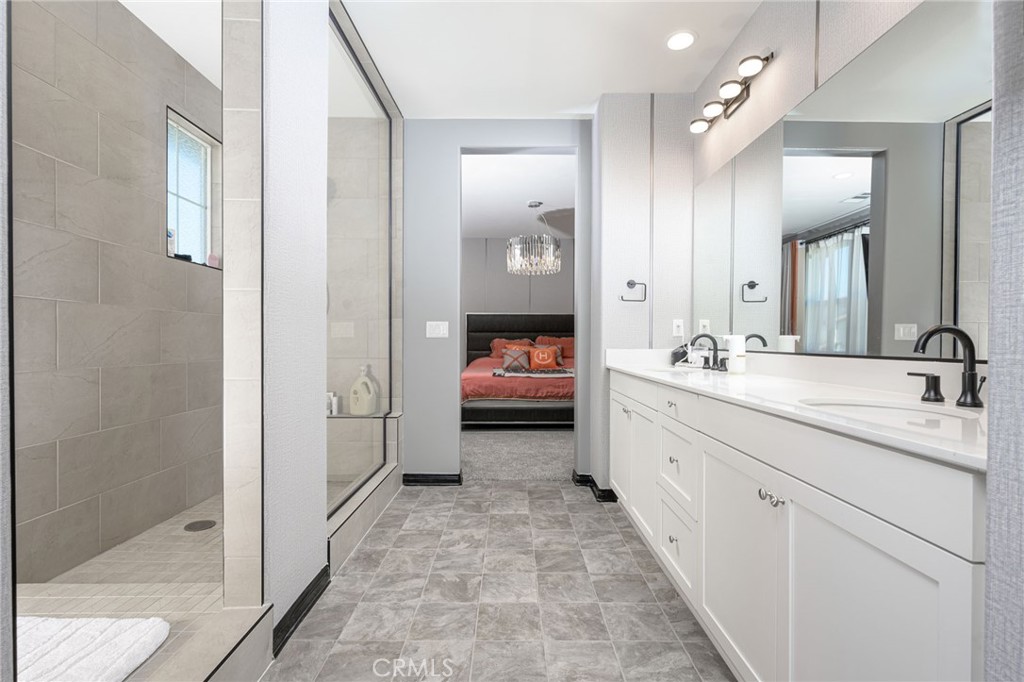 16009 Gardenhouse Avenue