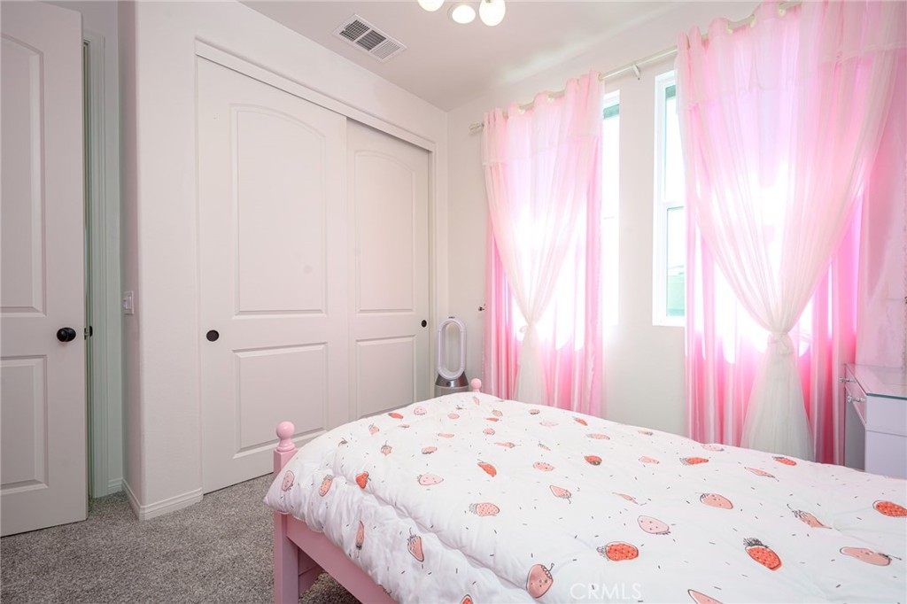 16009 Gardenhouse Avenue