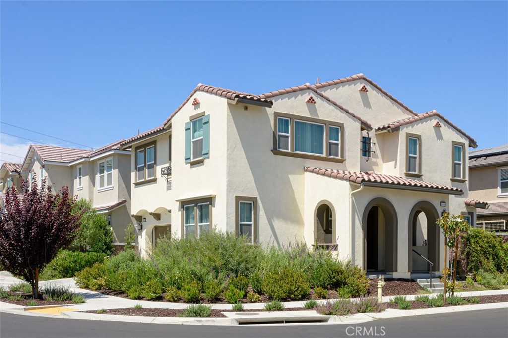 16009 Gardenhouse Avenue