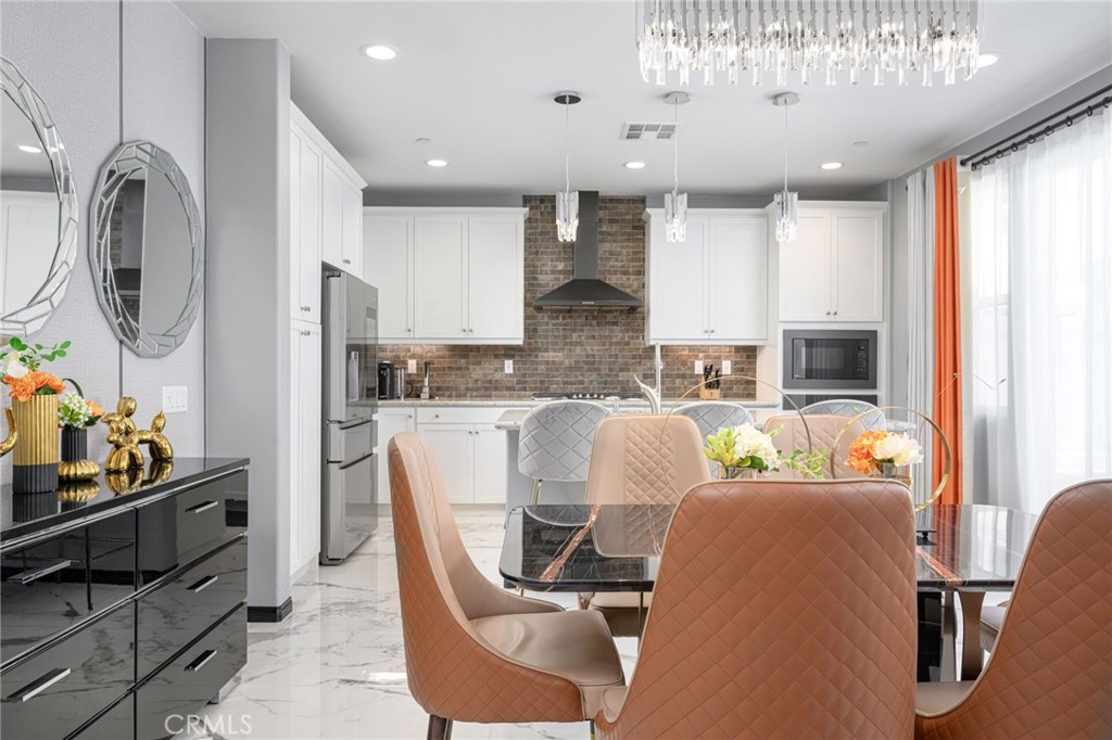 16009 Gardenhouse Avenue