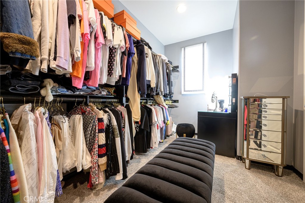 16009 Gardenhouse Avenue