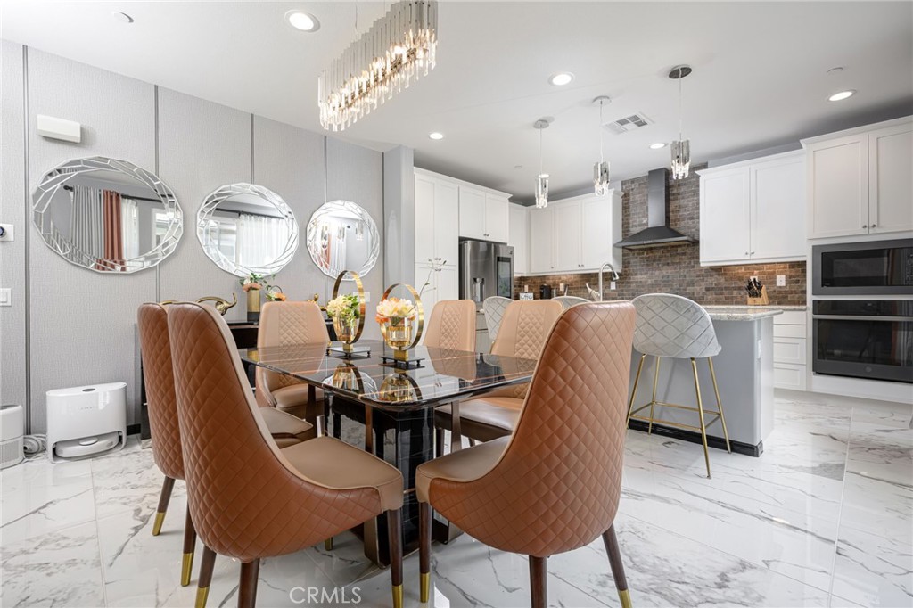 16009 Gardenhouse Avenue