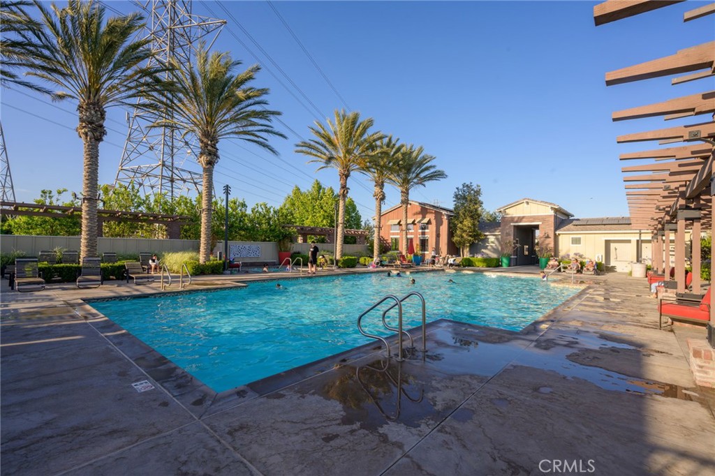 16009 Gardenhouse Avenue