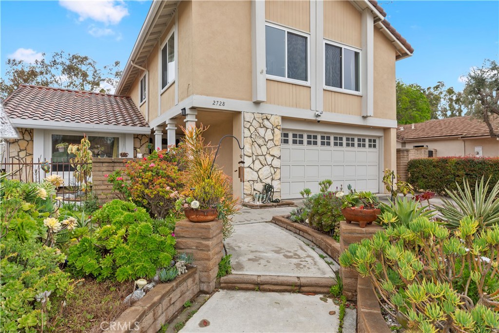 2728 Bayberry Way