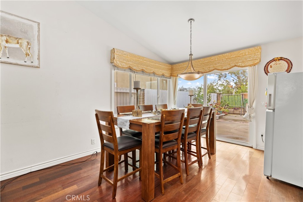 2728 Bayberry Way