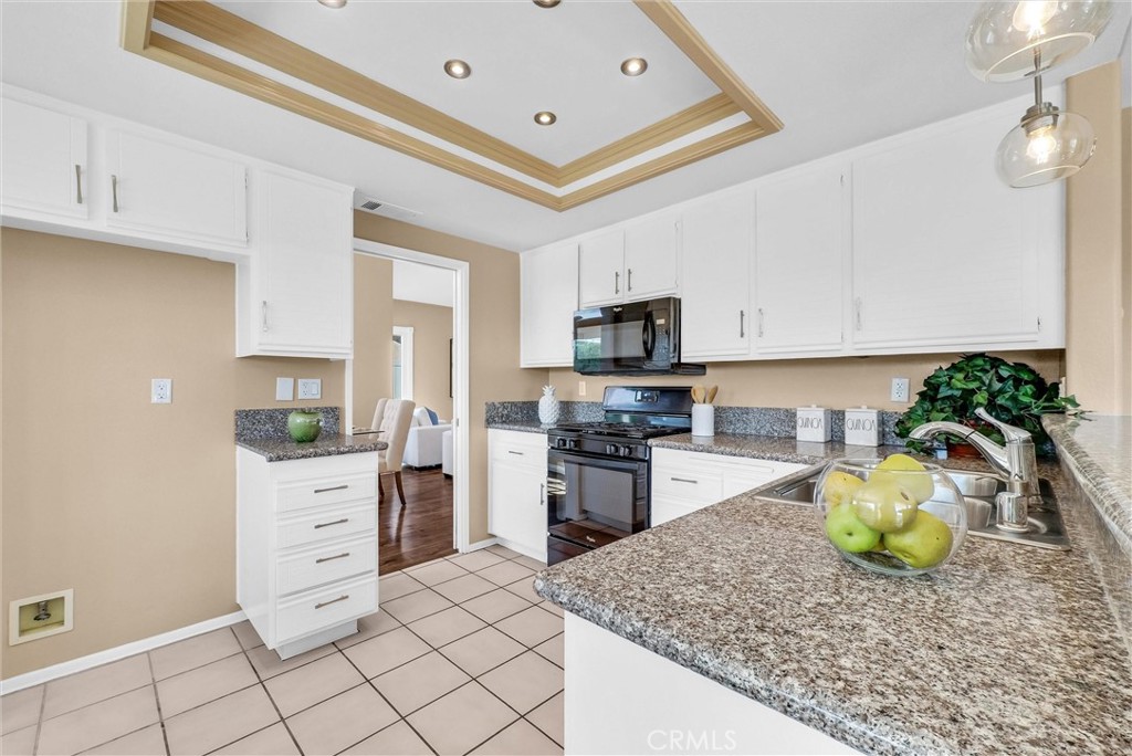 555 Fairbanks Street